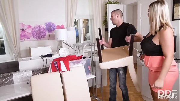 Mi ex cuñado se masturba al lado mío, sin importar lo que piensen mis padres