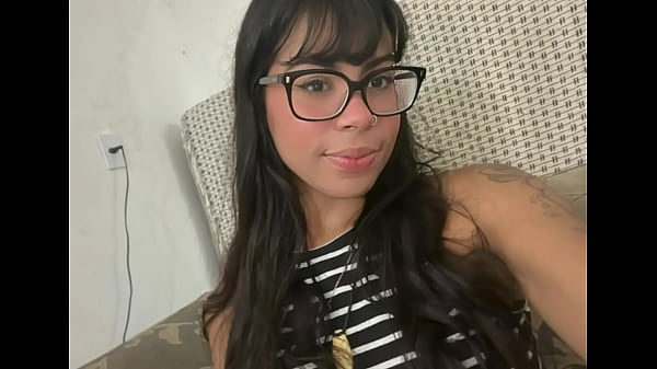 Beautiful Teen shows off latina